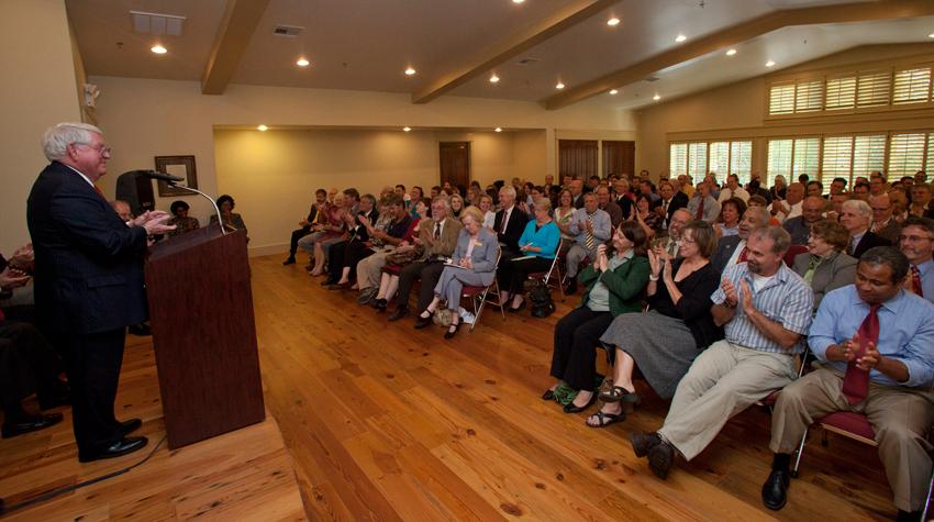 President Gordon Moulton addresses the University of South Alabama faculty at its fall 2011 general meeting at the Faculty Club. Moulton joined the faculty in 1966, three years after USA was founded.